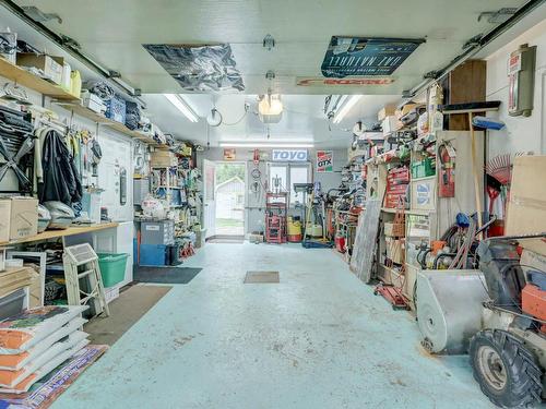 Garage - 12510 89E Avenue, Montréal (Rivière-Des-Prairies/Pointe-Aux-Trembles), QC - Indoor Photo Showing Garage