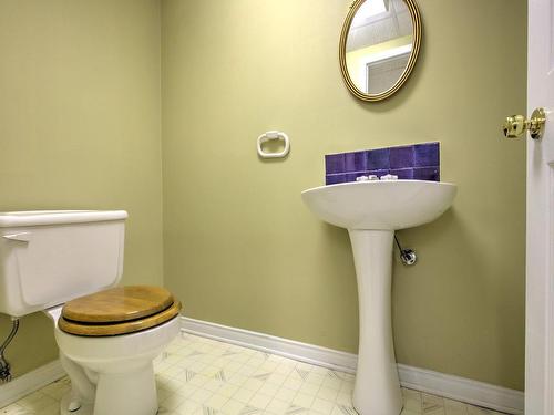 Powder room - 11 Rue Éliza-Simon, Gatineau (Hull), QC - Indoor Photo Showing Bathroom