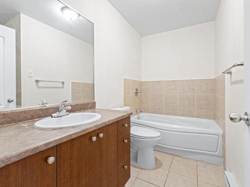 Bathroom - 101-3075 Av. Ernest-Hemingway, Montréal (Saint-Laurent), QC - Indoor Photo Showing Bathroom
