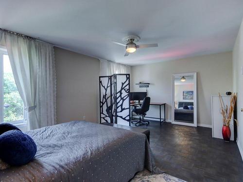 Chambre Ã  coucher principale - 47 Rue De Normandie, Saint-Basile-Le-Grand, QC - Indoor Photo Showing Bedroom