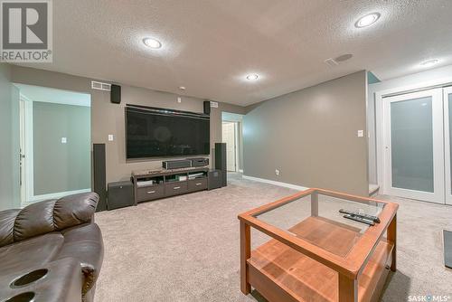 69 Goldenglow Drive, Moose Jaw, SK - Indoor Photo Showing Living Room