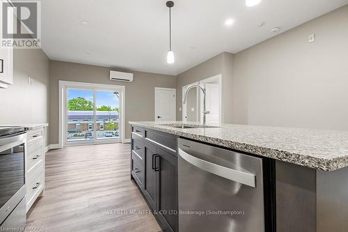 3A - 644 Mill Street, Saugeen Shores, ON - Indoor Photo Showing Kitchen With Upgraded Kitchen