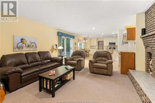 109 Redwood Dr, Moncton, NB - Indoor Photo Showing Living Room