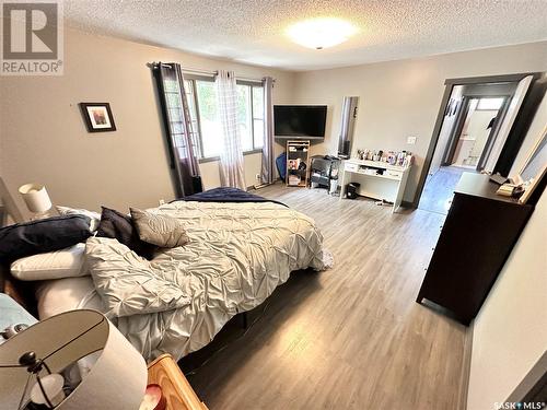 220 Ash Drive, Weyburn, SK - Indoor Photo Showing Bedroom