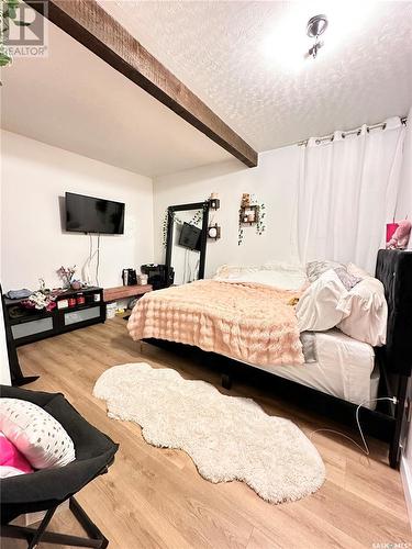 220 Ash Drive, Weyburn, SK - Indoor Photo Showing Bedroom