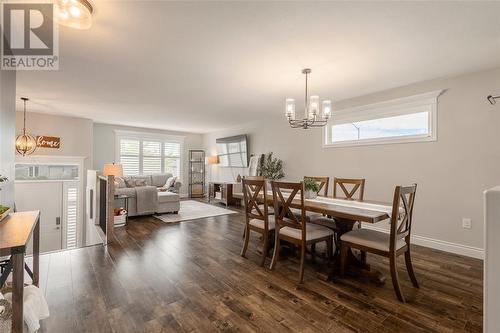 4052 Applewood Drive, Petrolia, ON - Indoor Photo Showing Other Room