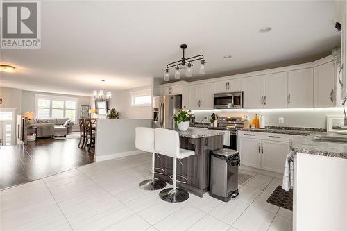 4052 Applewood Drive, Petrolia, ON - Indoor Photo Showing Kitchen With Upgraded Kitchen