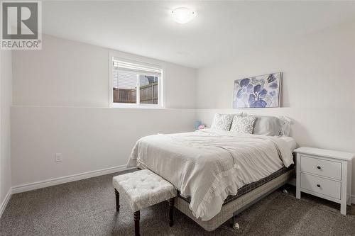 4052 Applewood Drive, Petrolia, ON - Indoor Photo Showing Bedroom