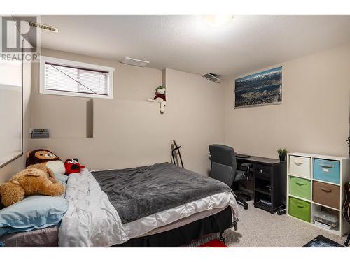 2440 Old Okanagan Highway Unit# 142, West Kelowna, BC - Indoor Photo Showing Bedroom