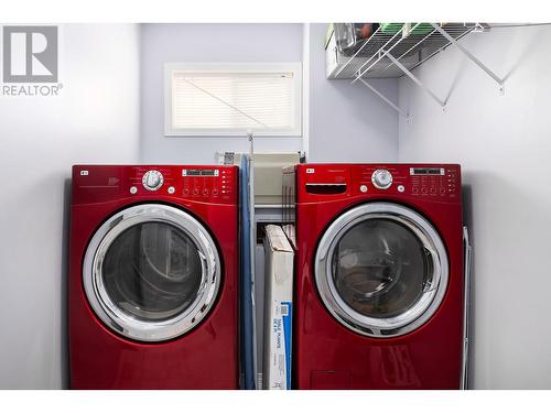2440 Old Okanagan Highway Unit# 142, West Kelowna, BC - Indoor Photo Showing Laundry Room