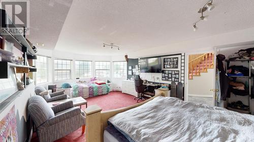 3838 15 Avenue, Vernon, BC - Indoor Photo Showing Bedroom