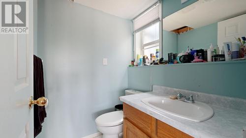 3838 15 Avenue, Vernon, BC - Indoor Photo Showing Bathroom