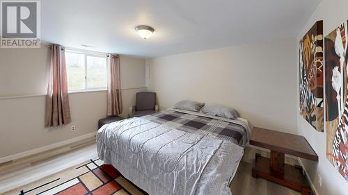 3838 15 Avenue, Vernon, BC - Indoor Photo Showing Bedroom