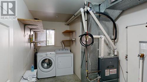 3838 15 Avenue, Vernon, BC - Indoor Photo Showing Laundry Room