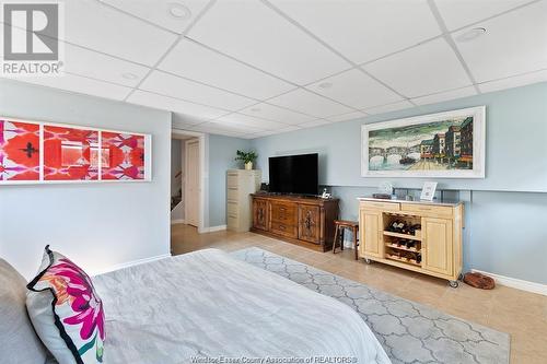 6725 Riverside Drive East, Windsor, ON - Indoor Photo Showing Bedroom