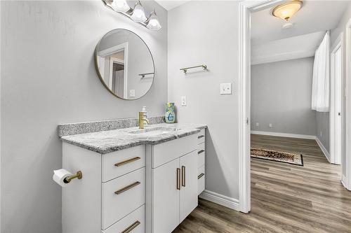 6350 Dorchester Road|Unit #113, Niagara Falls, ON - Indoor Photo Showing Bathroom