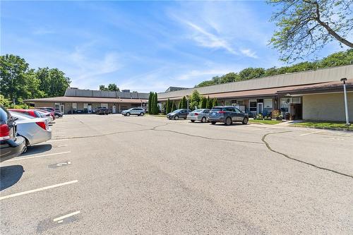 6350 Dorchester Road|Unit #113, Niagara Falls, ON - Outdoor