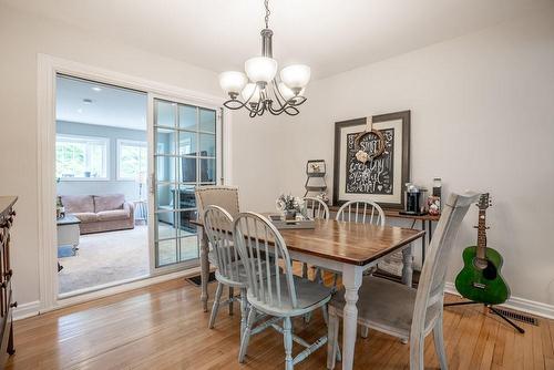 68 Cloverhill Road, Hamilton, ON - Indoor Photo Showing Dining Room