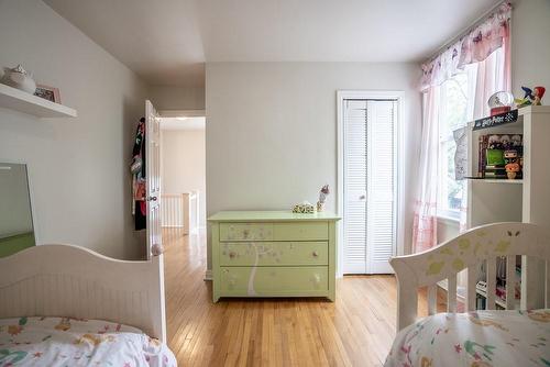 68 Cloverhill Road, Hamilton, ON - Indoor Photo Showing Bedroom