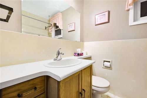 294 Roxborough Avenue, Hamilton, ON - Indoor Photo Showing Bathroom
