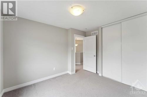 123 Sweetwater Lane, Kanata, ON - Indoor Photo Showing Other Room