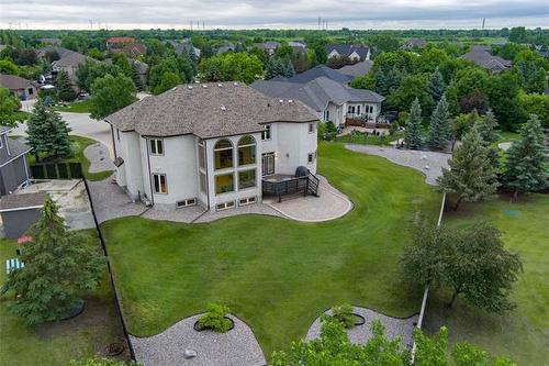 8 Glenwood Way, East St Paul, MB 