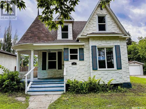 50 Assiniboia Avenue, Yorkton, SK - Outdoor With Facade