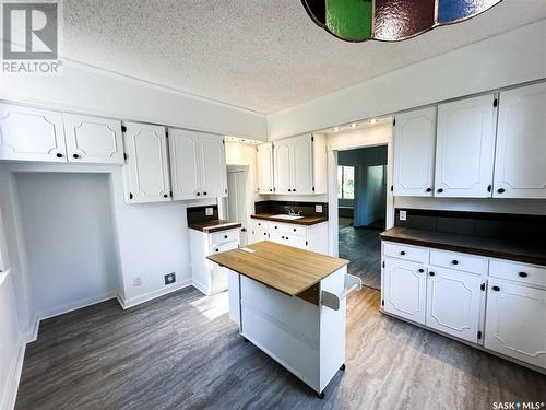 50 Assiniboia Avenue, Yorkton, SK - Indoor Photo Showing Kitchen