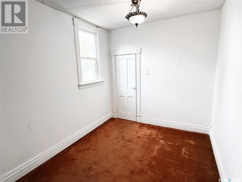 50 Assiniboia Avenue, Yorkton, SK - Indoor Photo Showing Other Room