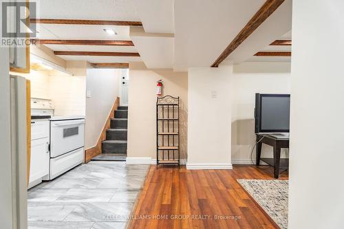 16 Walter Street, Guelph (Two Rivers), ON - Indoor Photo Showing Kitchen