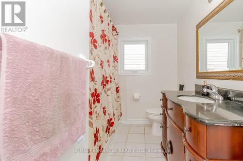 120 Karalee Crescent, Cambridge, ON - Indoor Photo Showing Bathroom