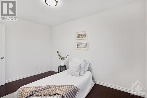 751 Boyle Drive, Woodstock, ON - Indoor Photo Showing Bedroom