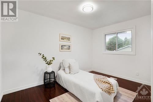 751 Boyle Drive, Woodstock, ON - Indoor Photo Showing Bedroom