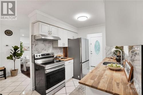 751 Boyle Drive, Woodstock, ON - Indoor Photo Showing Kitchen