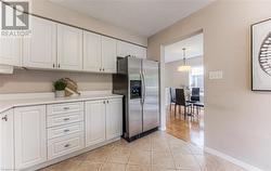 Ample cupboard space in the kitchen - 