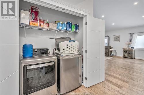 2585 Kenora Street, Windsor, ON - Indoor Photo Showing Laundry Room