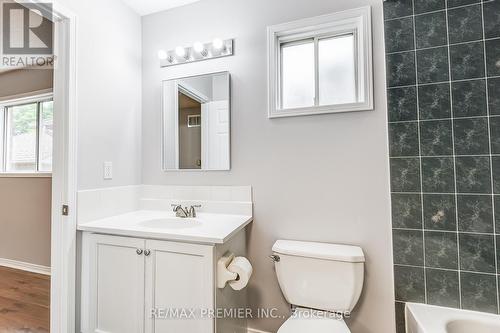 4 Silkwood Crescent, Brampton, ON - Indoor Photo Showing Bathroom