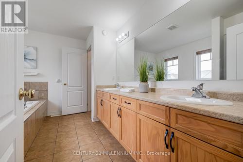 30 Preston Drive, Orangeville, ON - Indoor Photo Showing Bathroom