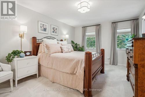 1450 Royal Oaks Road, Mississauga, ON - Indoor Photo Showing Bedroom