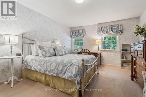 1450 Royal Oaks Road, Mississauga, ON - Indoor Photo Showing Bedroom