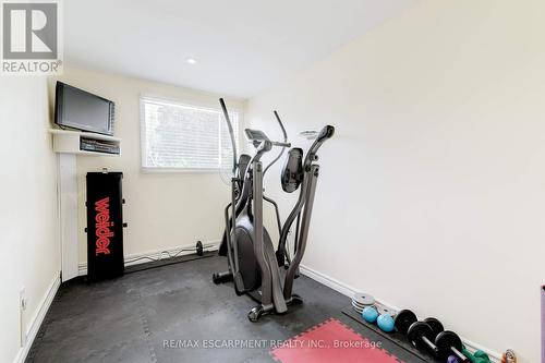 672 Maclaren Drive, Burlington, ON - Indoor Photo Showing Gym Room