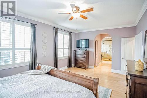 28 Misty Brook Crescent, Brampton, ON - Indoor Photo Showing Bedroom
