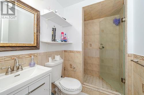 5 Huntspoint Drive, Brampton, ON - Indoor Photo Showing Bathroom
