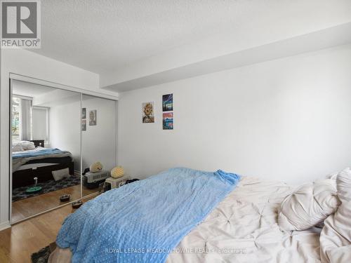 206 - 50 Kingsbridge Garden Circle, Mississauga, ON - Indoor Photo Showing Bedroom