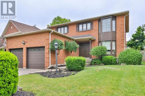 2044 Grand Boulevard, Oakville, ON - Outdoor