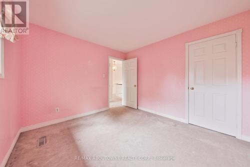 2044 Grand Boulevard, Oakville, ON - Indoor Photo Showing Other Room