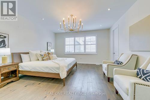 117 Wheat Boom Drive, Oakville, ON - Indoor Photo Showing Bedroom