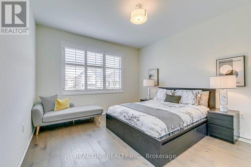 117 Wheat Boom Drive, Oakville, ON - Indoor Photo Showing Bedroom