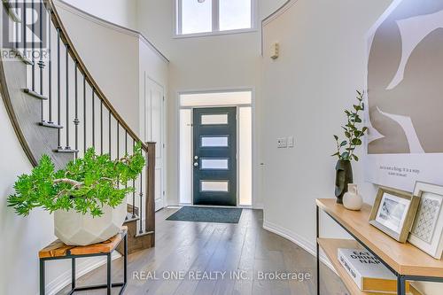 117 Wheat Boom Drive, Oakville, ON - Indoor Photo Showing Other Room