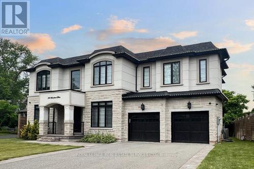 390 Sandhurst Drive, Oakville, ON - Outdoor With Facade